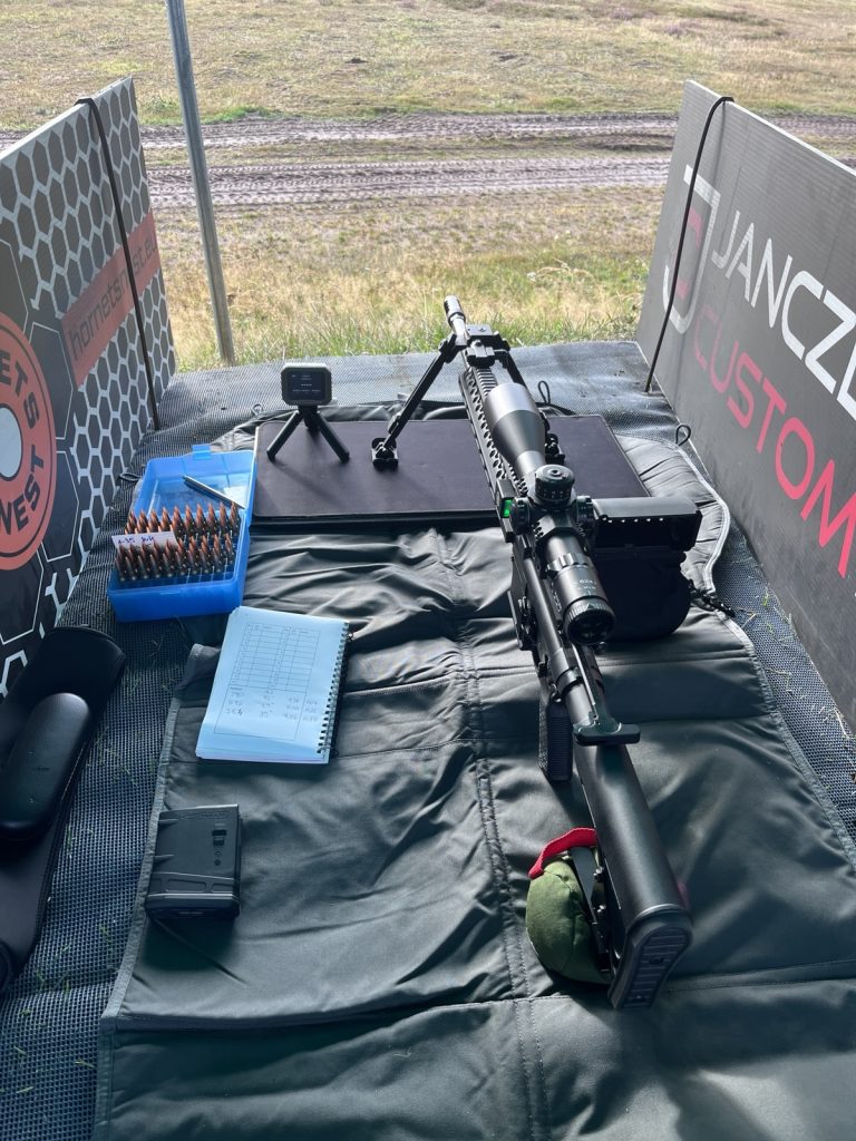 Ausrüstung und Munition am Schützenstand